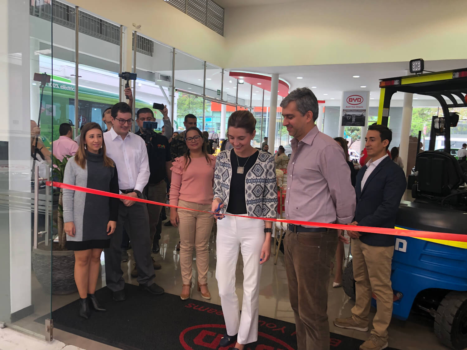 BYD llegó a Medellín